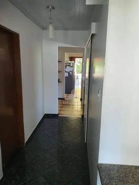 Casa com 3 quartos à venda, 343m2 em Liberdade, Resende - RJ - imagem 9 Foto 9 de Casa com 3 quartos à venda, 343m2 em Liberdade, Resende - RJ