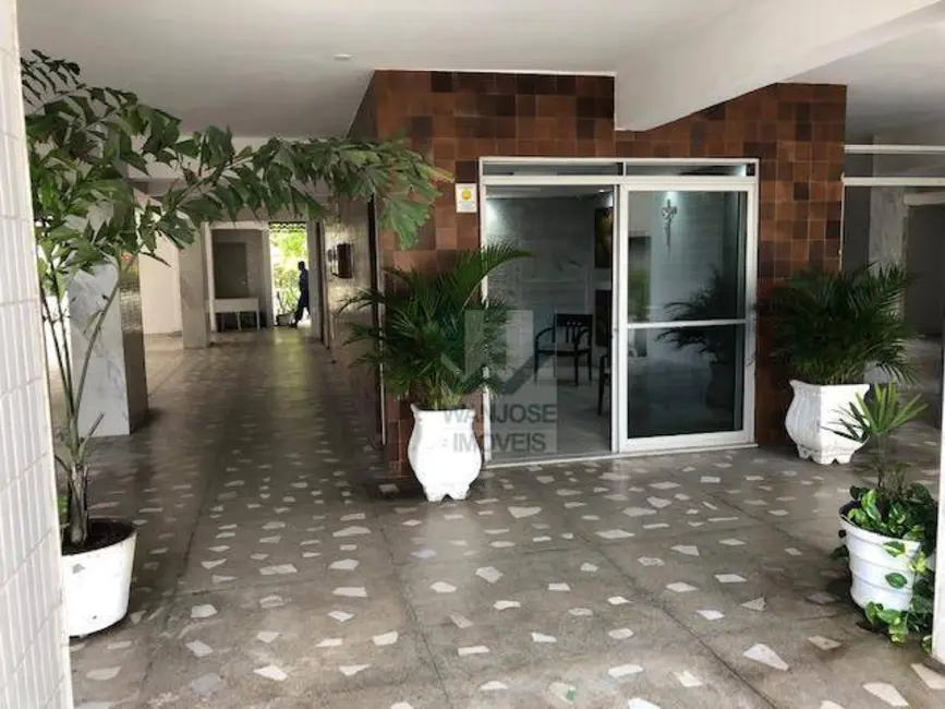 Foto 4 de Apartamento com 3 quartos à venda, 214m2 em Espinheiro, Recife - PE