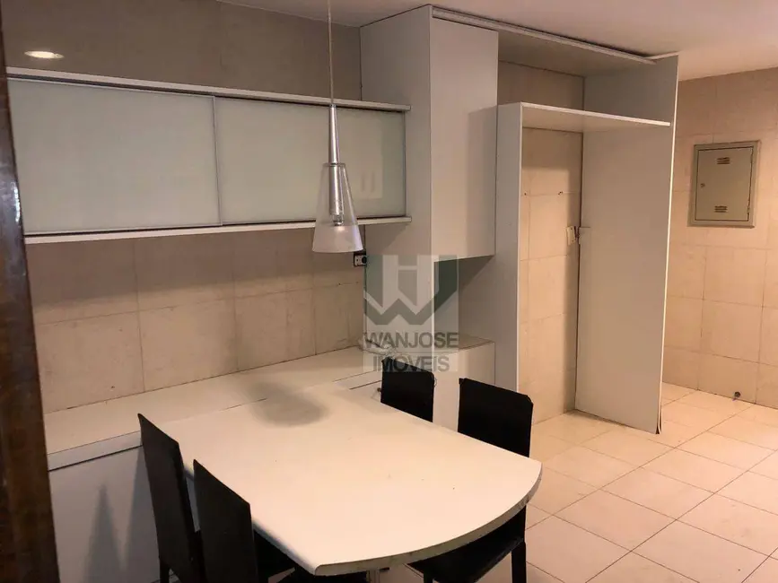 Apartamento com 3 quartos à venda, 140m2 em Boa Viagem, Recife - PE - imagem 4 Foto 4 de Apartamento com 3 quartos à venda, 140m2 em Boa Viagem, Recife - PE