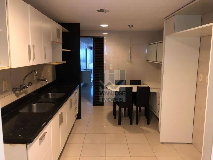 Apartamento com 3 quartos à venda, 140m2 em Boa Viagem, Recife - PE - imagem 9 Foto 9 de Apartamento com 3 quartos à venda, 140m2 em Boa Viagem, Recife - PE
