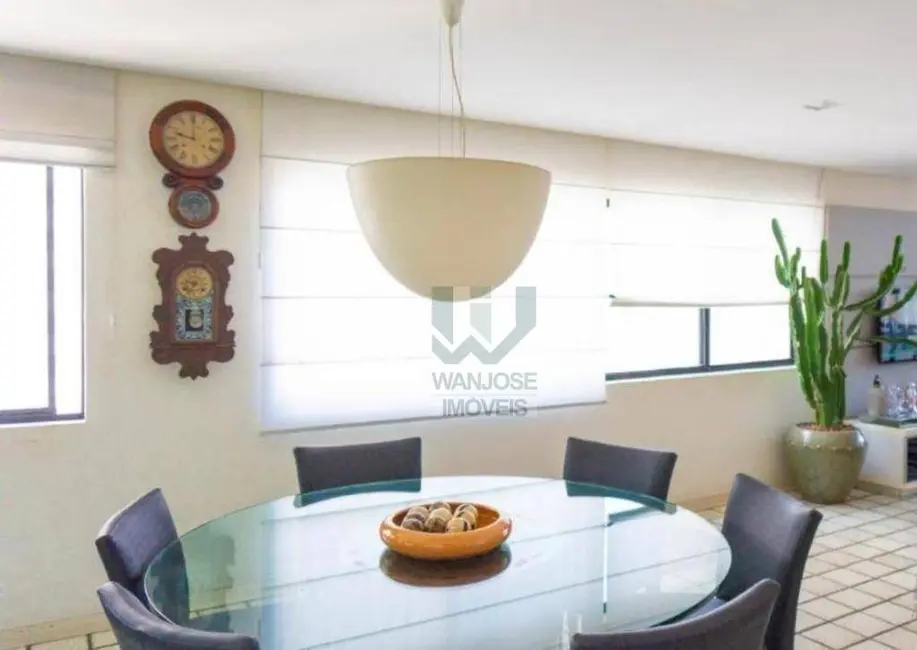 Apartamento com 2 quartos à venda, 134m2 em Boa Viagem, Recife - PE - imagem 9 Foto 9 de Apartamento com 2 quartos à venda, 134m2 em Boa Viagem, Recife - PE