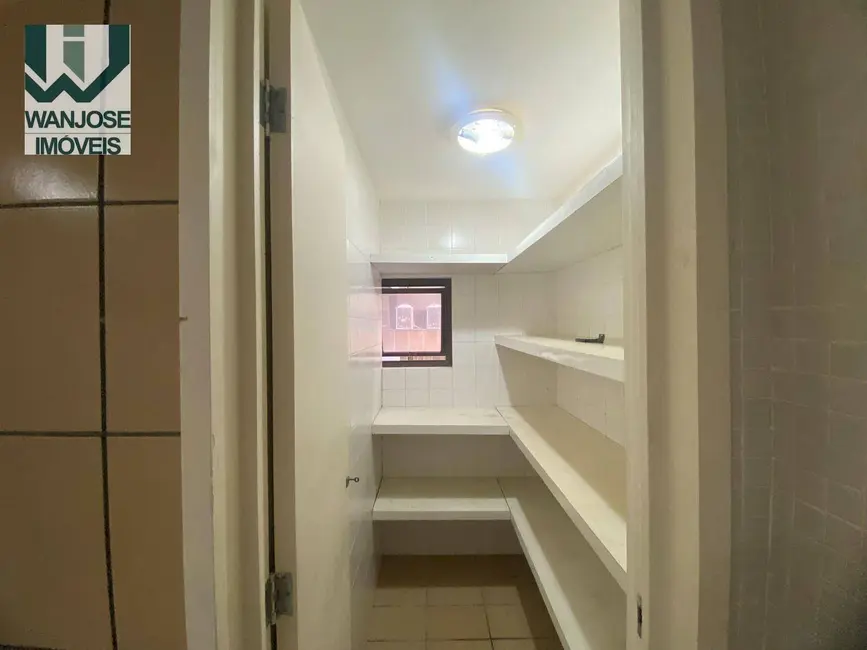 Foto 13 de Apartamento com 4 quartos à venda, 267m2 em Boa Viagem, Recife - PE