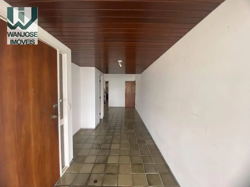 Foto 9 de Apartamento com 4 quartos à venda, 267m2 em Boa Viagem, Recife - PE