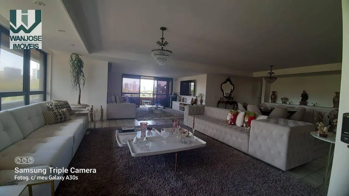 Apartamento com 4 quartos à venda, 497m2 em Casa Forte, Recife - PE - imagem 8 Foto 8 de Apartamento com 4 quartos à venda, 497m2 em Casa Forte, Recife - PE