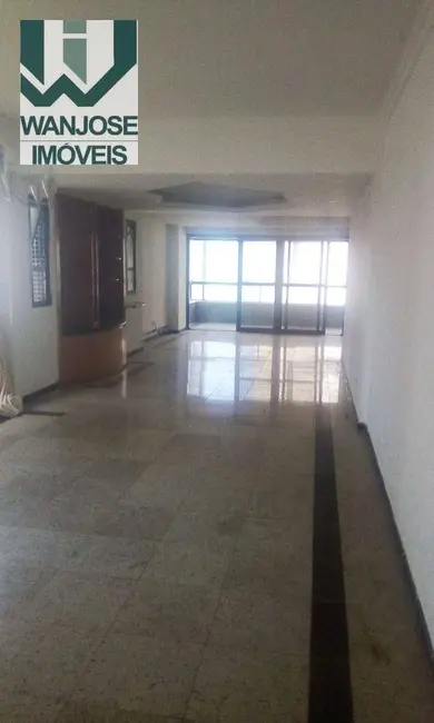 Apartamento com 4 quartos à venda, 250m2 em Boa Viagem, Recife - PE - imagem 4 Foto 4 de Apartamento com 4 quartos à venda, 250m2 em Boa Viagem, Recife - PE