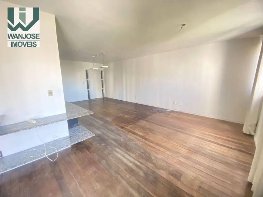 Foto 3 de Apartamento com 3 quartos à venda, 175m2 em Aflitos, Recife - PE