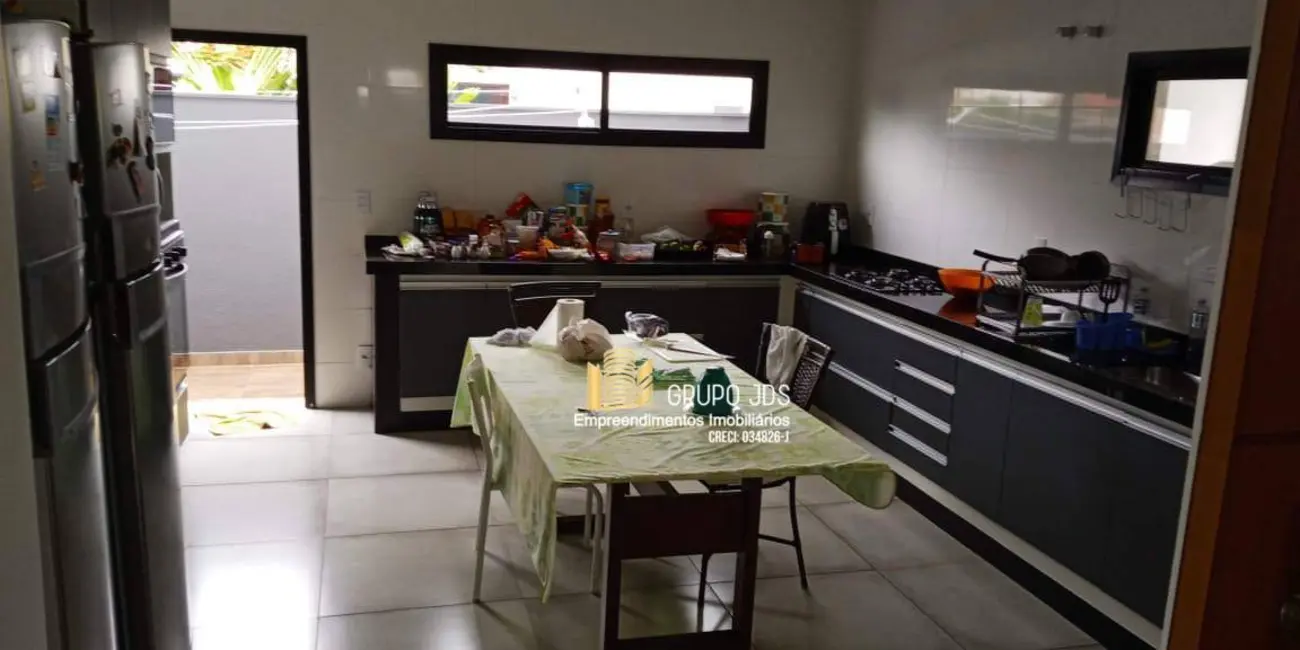Foto 3 de Casa com 3 quartos à venda, 525m2 em Sorocaba - SP