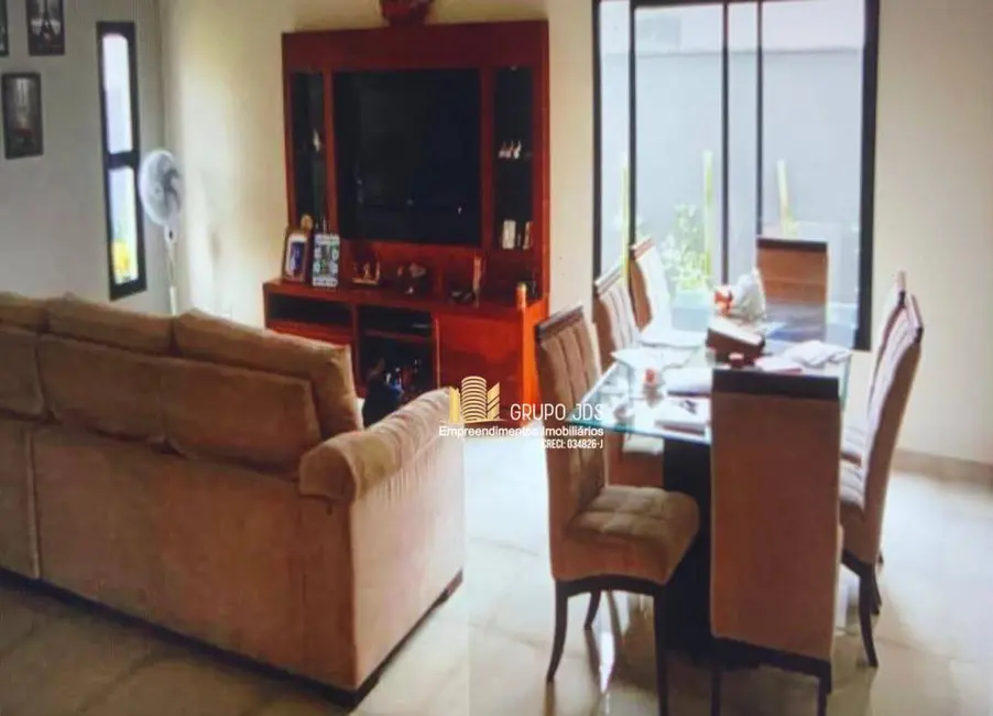 Foto 2 de Casa com 3 quartos à venda, 525m2 em Sorocaba - SP