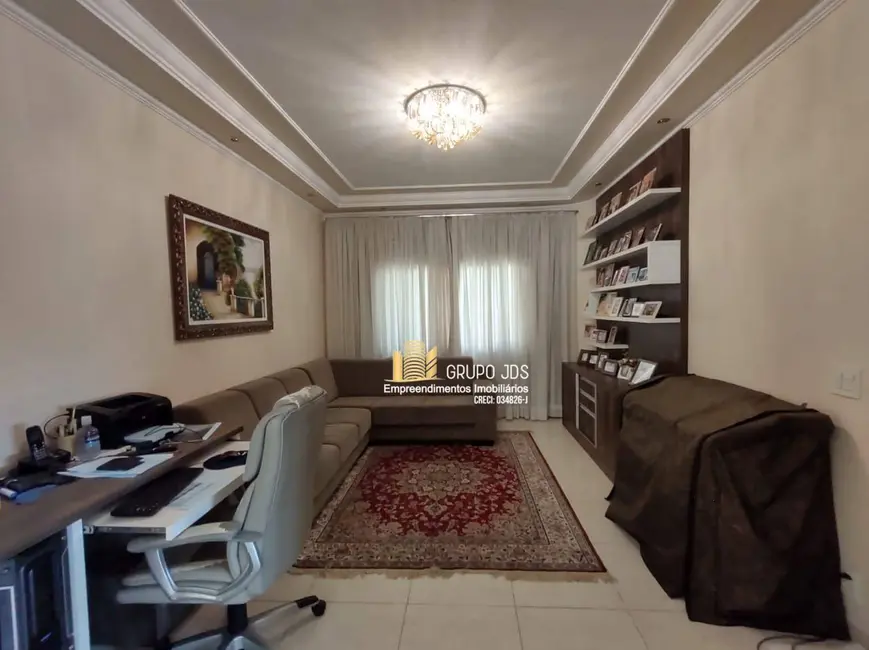 Foto 5 de Casa com 3 quartos à venda, 207m2 em Jardim Avore Pilungo, Sorocaba - SP