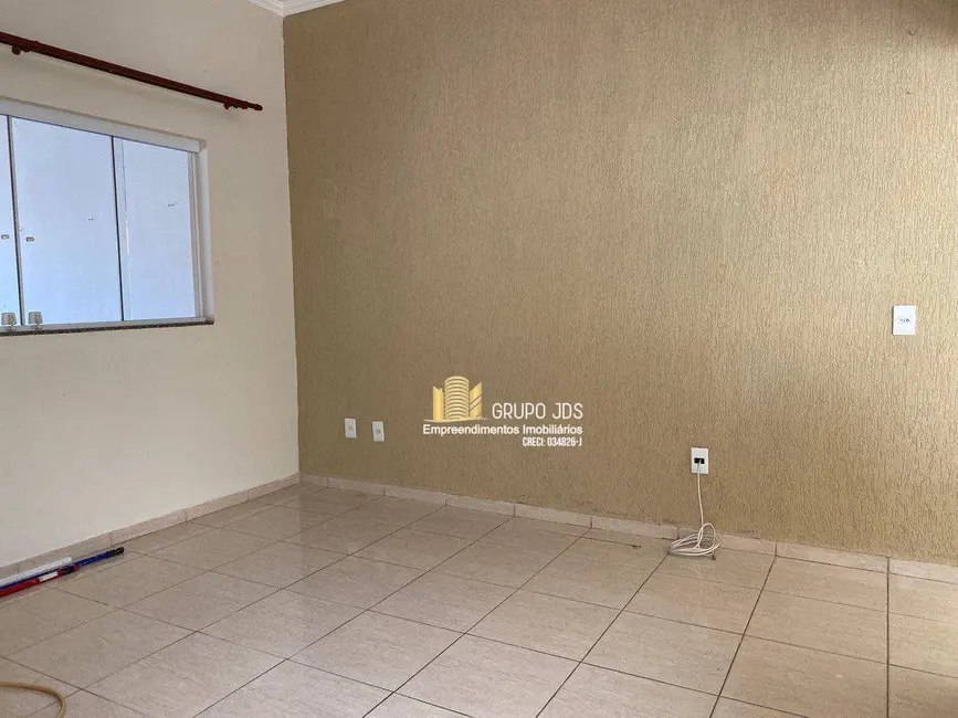 Casa com 2 quartos à venda, 135m2 em Vila Fiori, Sorocaba - SP - imagem 4 Foto 4 de Casa com 2 quartos à venda, 135m2 em Vila Fiori, Sorocaba - SP
