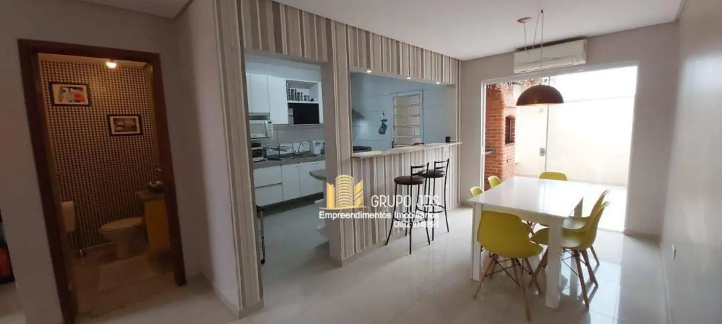 Casa com 3 quartos à venda, 140m2 em Vila Jardini, Sorocaba - SP - imagem 6 Foto 6 de Casa com 3 quartos à venda, 140m2 em Vila Jardini, Sorocaba - SP