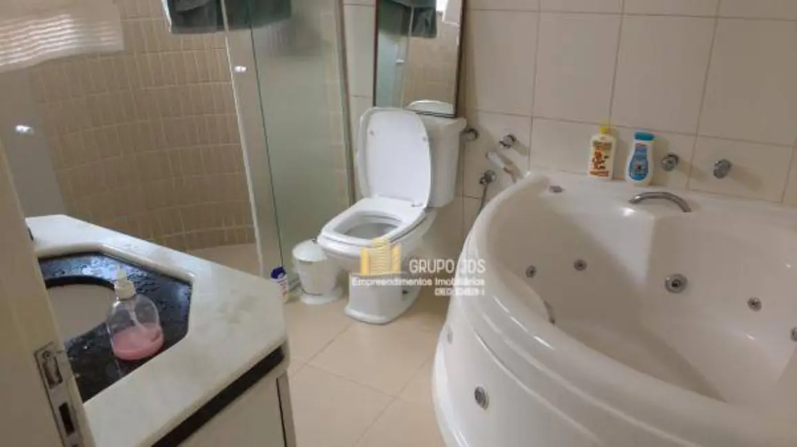 Casa com 3 quartos à venda, 300m2 em Jardim Novo Horizonte, Sorocaba - SP - imagem 6 Foto 6 de Casa com 3 quartos à venda, 300m2 em Jardim Novo Horizonte, Sorocaba - SP