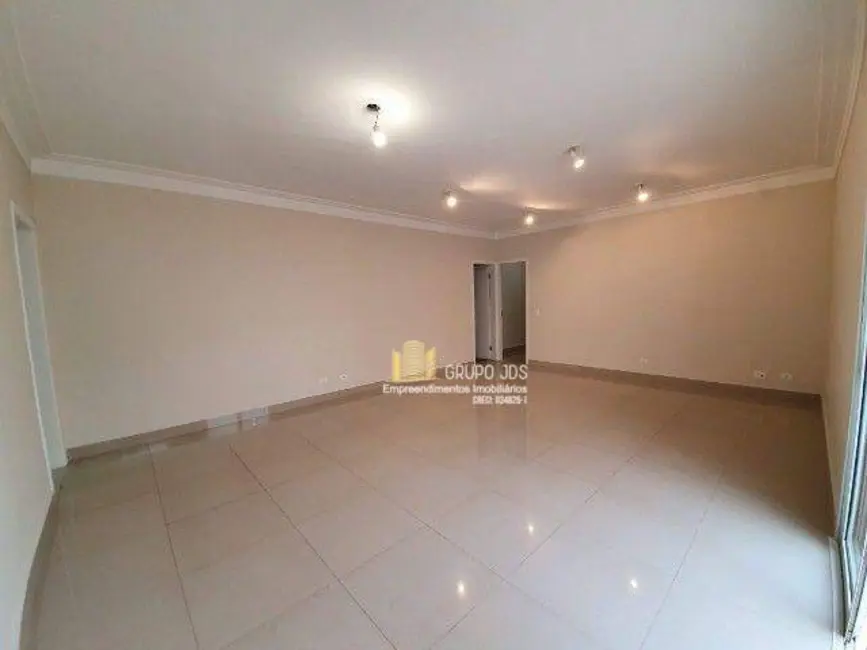 Foto 4 de Casa com 3 quartos à venda, 250m2 em Aracoiaba Da Serra - SP