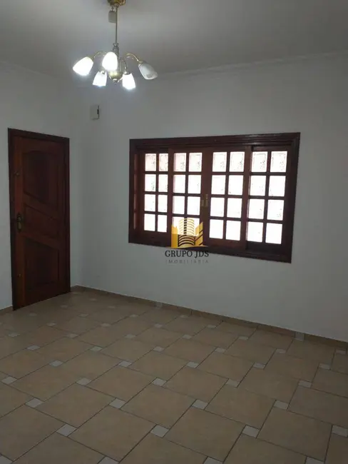 Casa com 3 quartos à venda, 240m2 em Jardim Maria Antônia Prado, Sorocaba - SP - imagem 3 Foto 3 de Casa com 3 quartos à venda, 240m2 em Jardim Maria Antônia Prado, Sorocaba - SP