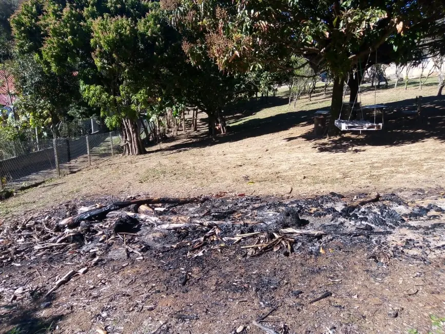 Foto 7 de Chácara com 2 quartos à venda, 2000m2 em Salto De Pirapora - SP