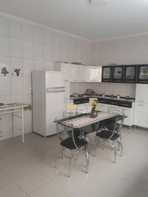 Casa com 3 quartos à venda, 300m2 em Vila Formosa, Sorocaba - SP - imagem 3 Foto 3 de Casa com 3 quartos à venda, 300m2 em Vila Formosa, Sorocaba - SP