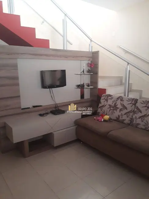 Casa com 3 quartos à venda, 300m2 em Vila Formosa, Sorocaba - SP - imagem 2 Foto 2 de Casa com 3 quartos à venda, 300m2 em Vila Formosa, Sorocaba - SP