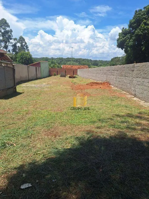 Foto 1 de Terreno / Lote à venda, 500m2 em Aracoiaba Da Serra - SP