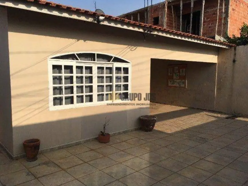 Foto 2 de Casa com 3 quartos à venda, 120m2 em Centro, Boituva - SP