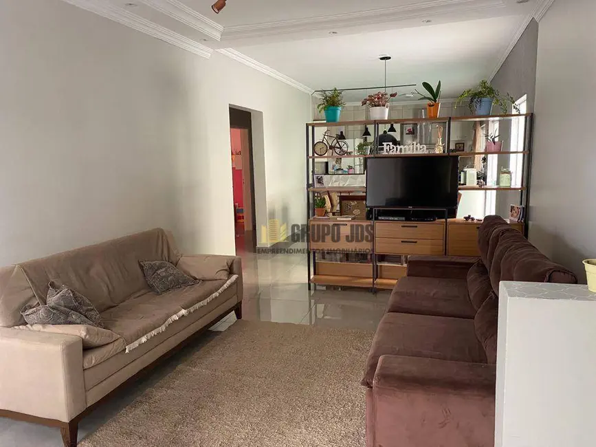 Casa com 3 quartos à venda, 200m2 em Jardim Novo Horizonte, Sorocaba - SP - imagem 1 Foto 1 de Casa com 3 quartos à venda, 200m2 em Jardim Novo Horizonte, Sorocaba - SP