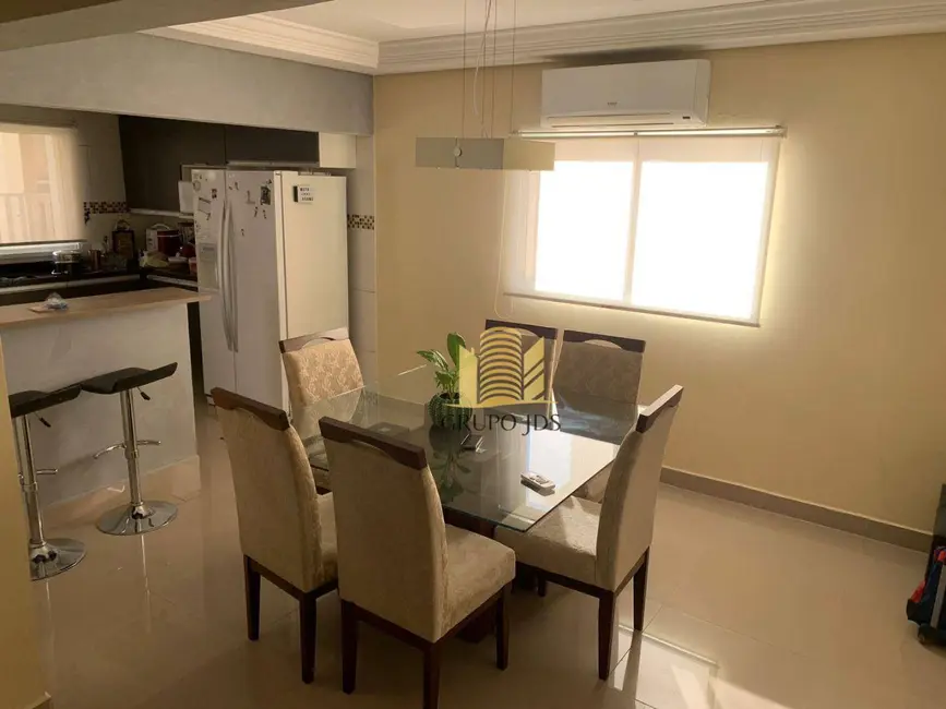 Casa com 3 quartos à venda, 250m2 em Jardim Gonçalves, Sorocaba - SP - imagem 6 Foto 6 de Casa com 3 quartos à venda, 250m2 em Jardim Gonçalves, Sorocaba - SP