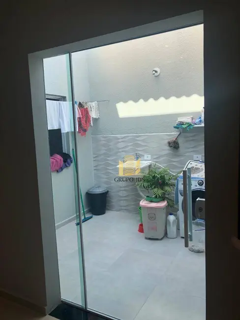 Casa com 2 quartos à venda, 75m2 em Jardim Tropical, Sorocaba - SP - imagem 5 Foto 5 de Casa com 2 quartos à venda, 75m2 em Jardim Tropical, Sorocaba - SP