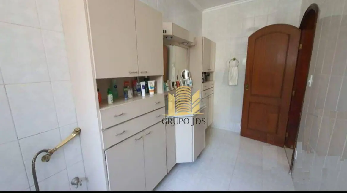 Casa com 3 quartos à venda, 720m2 em Jardim Simus, Sorocaba - SP - imagem 8 Foto 8 de Casa com 3 quartos à venda, 720m2 em Jardim Simus, Sorocaba - SP
