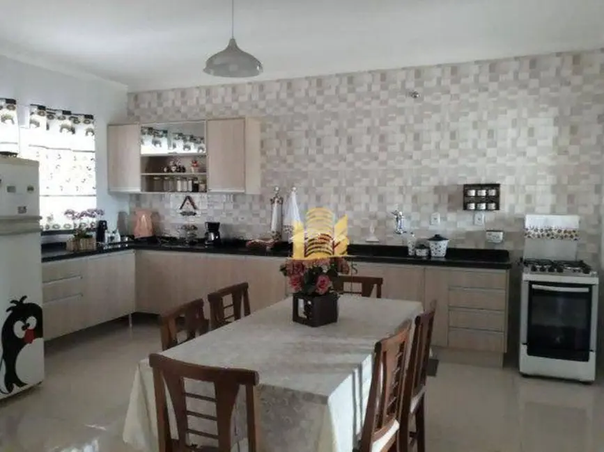 Foto 5 de Casa com 3 quartos à venda, 250m2 em Salto De Pirapora - SP