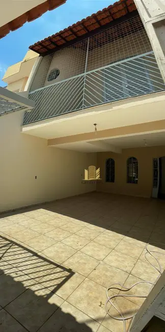 Casa com 3 quartos à venda, 125m2 em Iporanga, Sorocaba - SP - imagem 3 Foto 3 de Casa com 3 quartos à venda, 125m2 em Iporanga, Sorocaba - SP