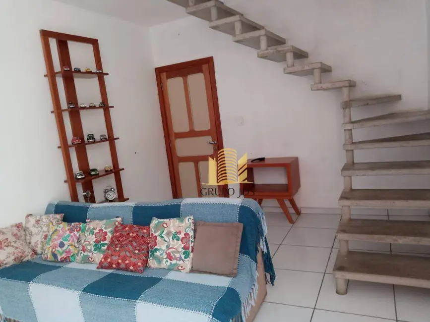 Foto 4 de Casa com 3 quartos à venda, 151m2 em Lopes de Oliveira, Sorocaba - SP