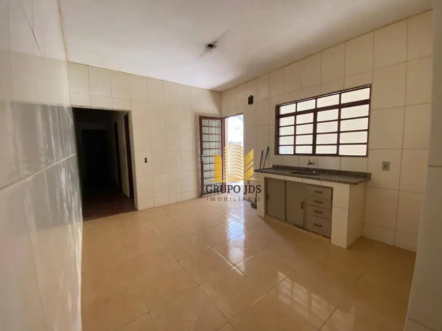 Casa com 2 quartos à venda, 125m2 em Jardim Guaíba, Sorocaba - SP - imagem 6 Foto 6 de Casa com 2 quartos à venda, 125m2 em Jardim Guaíba, Sorocaba - SP