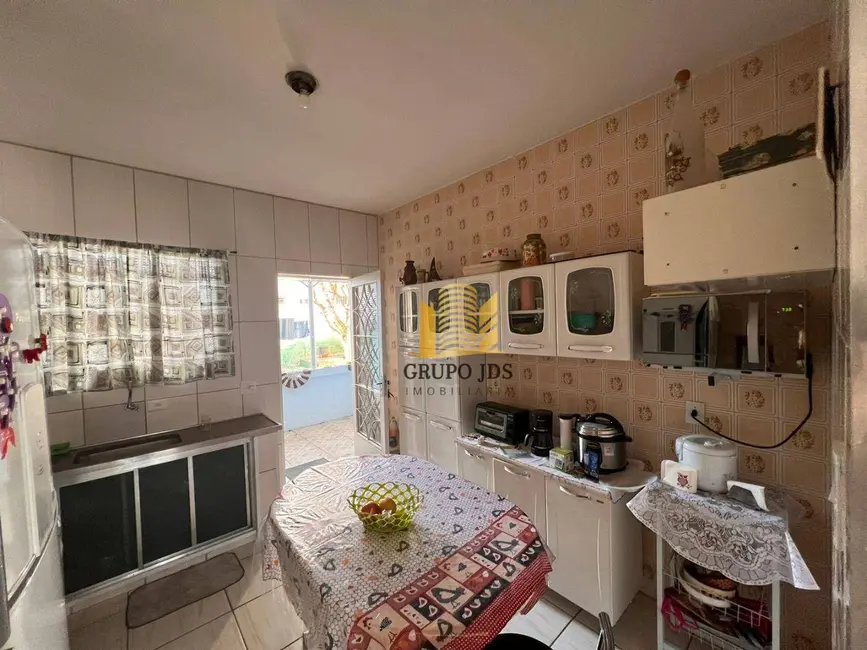 Casa com 2 quartos à venda, 320m2 em Vila Barão, Sorocaba - SP - imagem 4 Foto 4 de Casa com 2 quartos à venda, 320m2 em Vila Barão, Sorocaba - SP