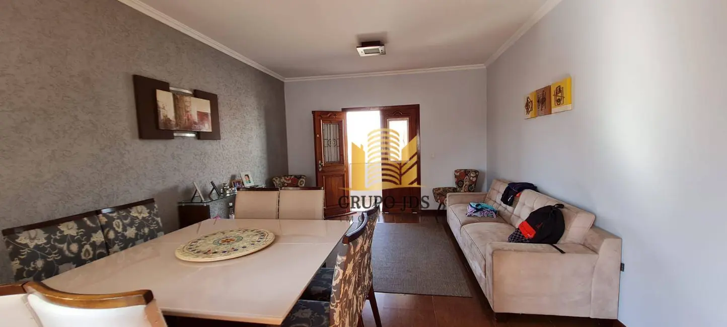 Casa com 3 quartos à venda, 200m2 em Wanel Ville, Sorocaba - SP - imagem 8 Foto 8 de Casa com 3 quartos à venda, 200m2 em Wanel Ville, Sorocaba - SP