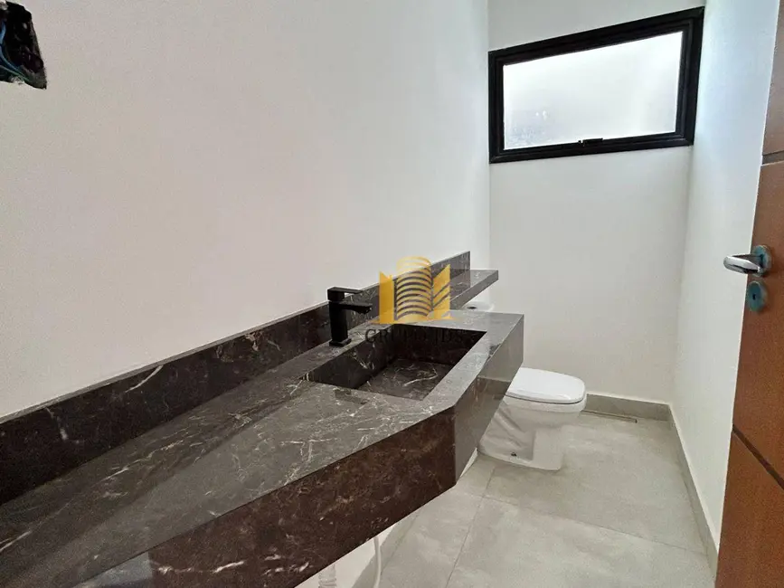 Casa com 3 quartos à venda, 250m2 em Wanel Ville, Sorocaba - SP - imagem 8 Foto 8 de Casa com 3 quartos à venda, 250m2 em Wanel Ville, Sorocaba - SP