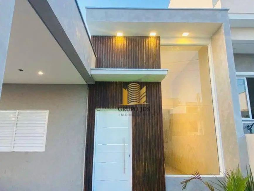 Foto 2 de Casa com 3 quartos à venda, 150m2 em Horto Florestal, Sorocaba - SP