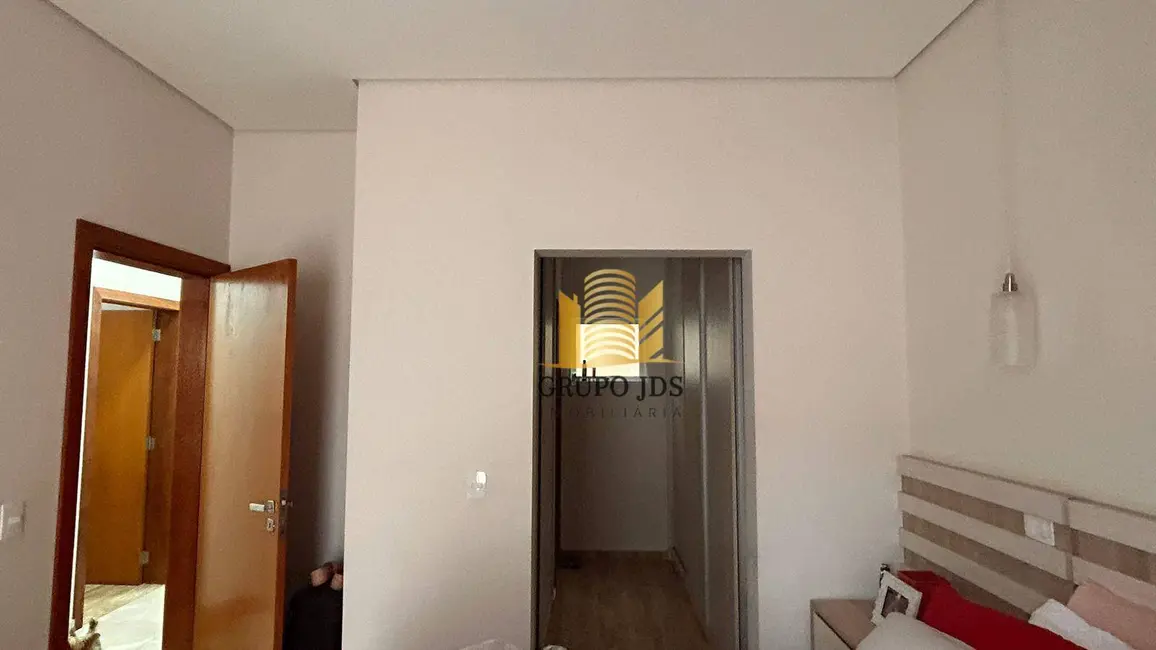 Casa com 3 quartos à venda, 250m2 em Jardim Novo Horizonte, Sorocaba - SP - imagem 9 Foto 9 de Casa com 3 quartos à venda, 250m2 em Jardim Novo Horizonte, Sorocaba - SP