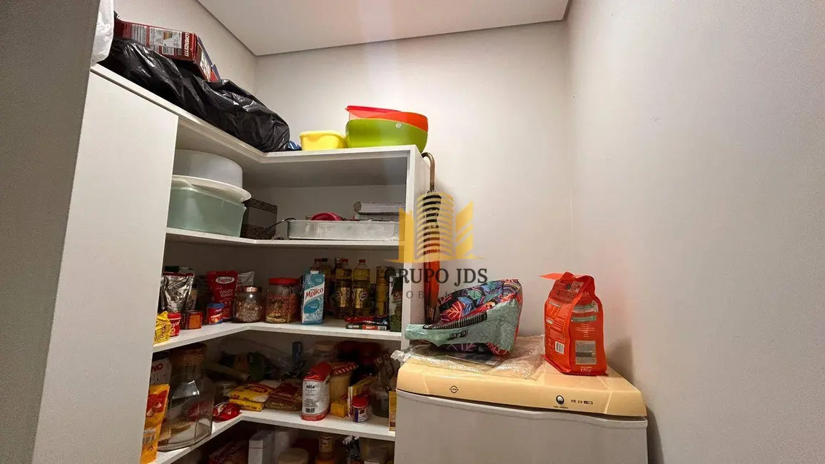 Casa com 3 quartos à venda, 250m2 em Jardim Novo Horizonte, Sorocaba - SP - imagem 4 Foto 4 de Casa com 3 quartos à venda, 250m2 em Jardim Novo Horizonte, Sorocaba - SP