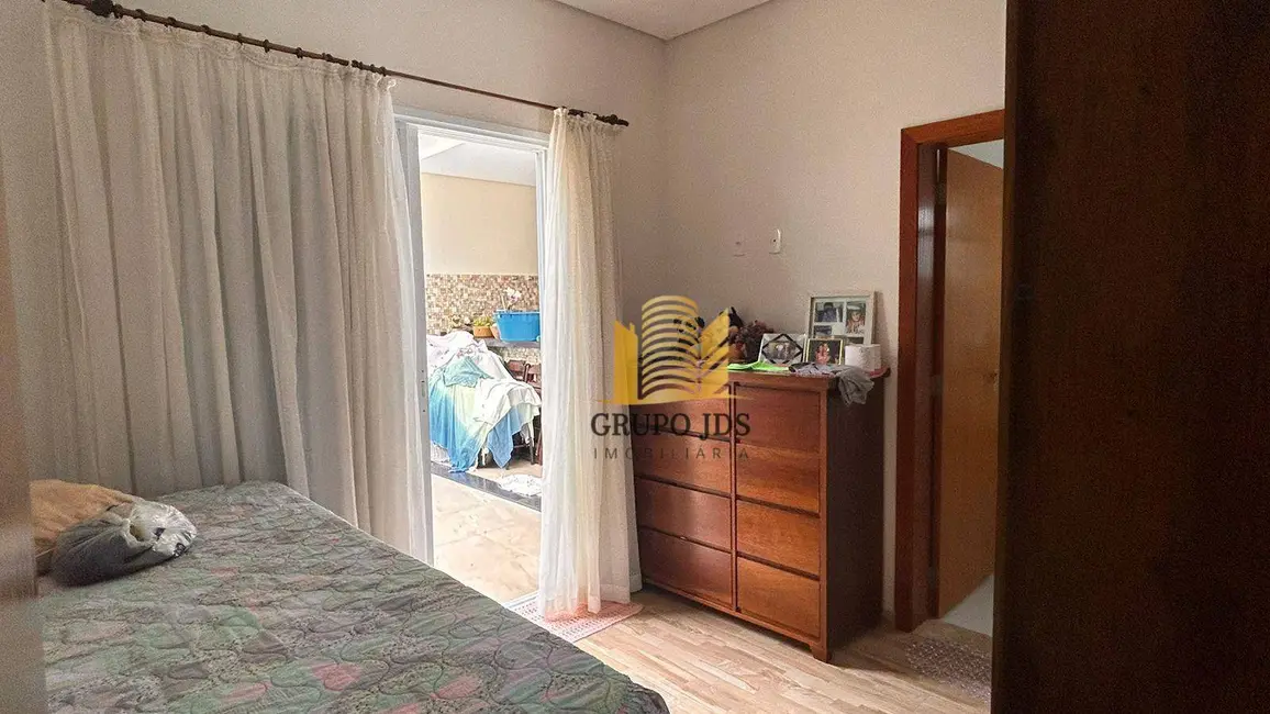 Casa com 3 quartos à venda, 250m2 em Jardim Novo Horizonte, Sorocaba - SP - imagem 7 Foto 7 de Casa com 3 quartos à venda, 250m2 em Jardim Novo Horizonte, Sorocaba - SP