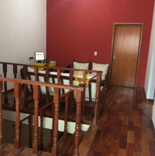 Sobrado com 3 quartos à venda, 200m2 em Wanel Ville, Sorocaba - SP - imagem 4 Foto 4 de Sobrado com 3 quartos à venda, 200m2 em Wanel Ville, Sorocaba - SP