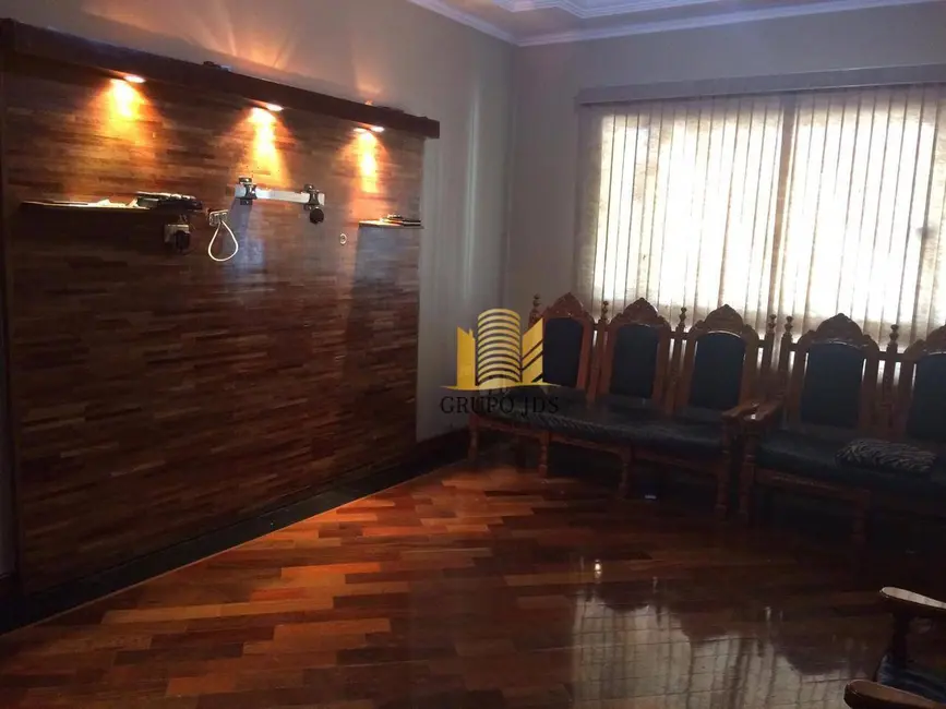 Sobrado com 3 quartos à venda, 200m2 em Wanel Ville, Sorocaba - SP - imagem 3 Foto 3 de Sobrado com 3 quartos à venda, 200m2 em Wanel Ville, Sorocaba - SP