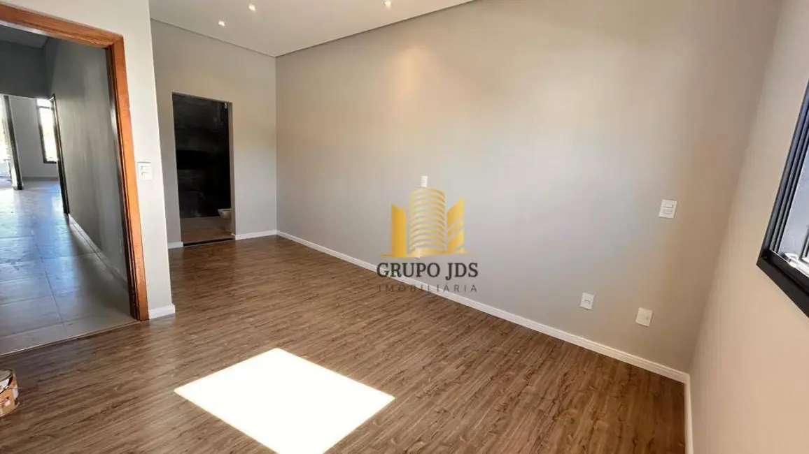 Casa com 3 quartos à venda, 200m2 em Wanel Ville, Sorocaba - SP - imagem 6 Foto 6 de Casa com 3 quartos à venda, 200m2 em Wanel Ville, Sorocaba - SP