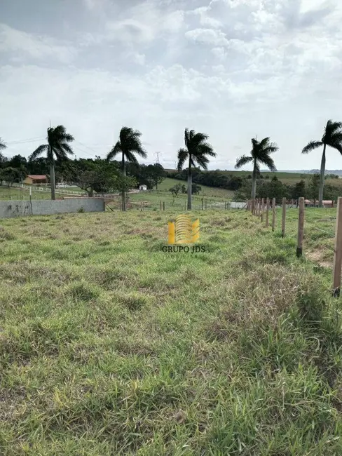 Foto 3 de Terreno / Lote à venda, 1000m2 em Aracoiaba Da Serra - SP
