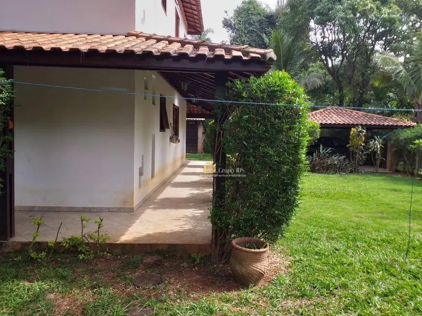 Chácara com 3 quartos à venda, 800m2 em Iporanga, Sorocaba - SP - imagem 4 Foto 4 de Chácara com 3 quartos à venda, 800m2 em Iporanga, Sorocaba - SP