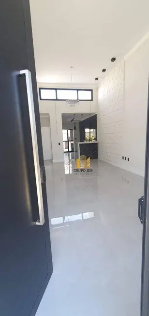 Casa com 3 quartos à venda, 157m2 em Sorocaba - SP - imagem 2 Foto 2 de Casa com 3 quartos à venda, 157m2 em Sorocaba - SP