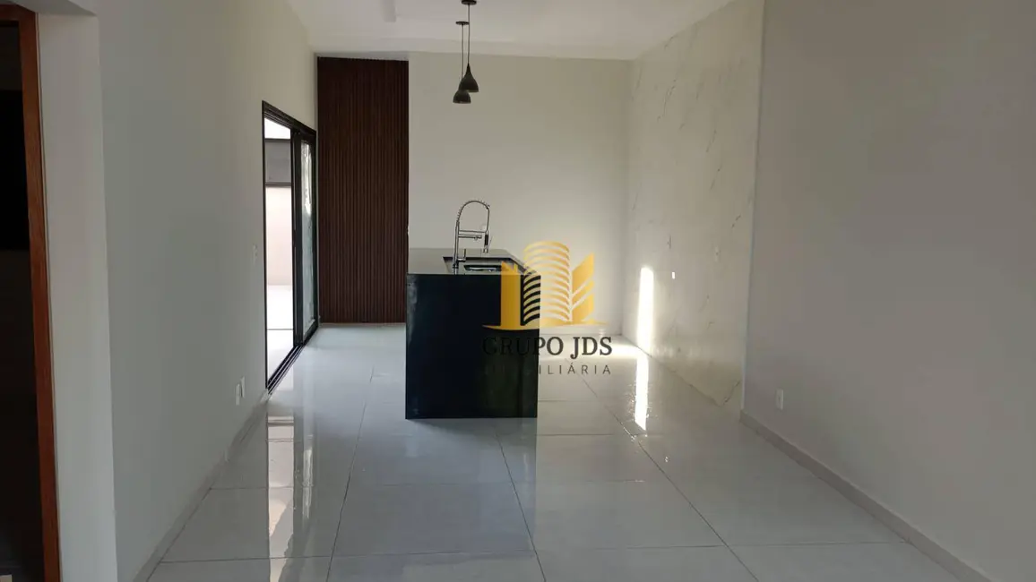 Casa com 3 quartos à venda, 154m2 em Jardim Novo Horizonte, Sorocaba - SP - imagem 3 Foto 3 de Casa com 3 quartos à venda, 154m2 em Jardim Novo Horizonte, Sorocaba - SP