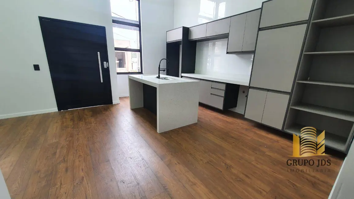 Casa com 3 quartos à venda, 154m2 em Horto Florestal, Sorocaba - SP - imagem 4 Foto 4 de Casa com 3 quartos à venda, 154m2 em Horto Florestal, Sorocaba - SP