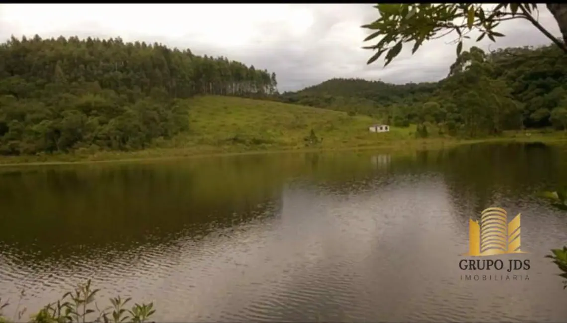 Foto 3 de Terreno / Lote à venda, 31000m2 em Tapirai - SP