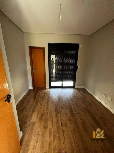 Casa com 3 quartos à venda, 180m2 em Loteamento Dinorá Rosa, Sorocaba - SP - imagem 6 Foto 6 de Casa com 3 quartos à venda, 180m2 em Loteamento Dinorá Rosa, Sorocaba - SP