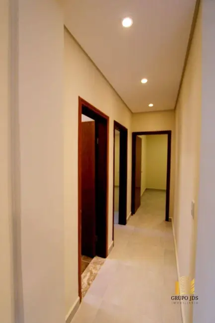 Casa com 3 quartos à venda, 110m2 em Loteamento Dinorá Rosa, Sorocaba - SP - imagem 5 Foto 5 de Casa com 3 quartos à venda, 110m2 em Loteamento Dinorá Rosa, Sorocaba - SP