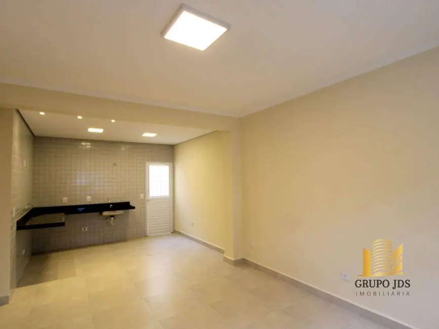 Casa com 3 quartos à venda, 110m2 em Loteamento Dinorá Rosa, Sorocaba - SP - imagem 4 Foto 4 de Casa com 3 quartos à venda, 110m2 em Loteamento Dinorá Rosa, Sorocaba - SP